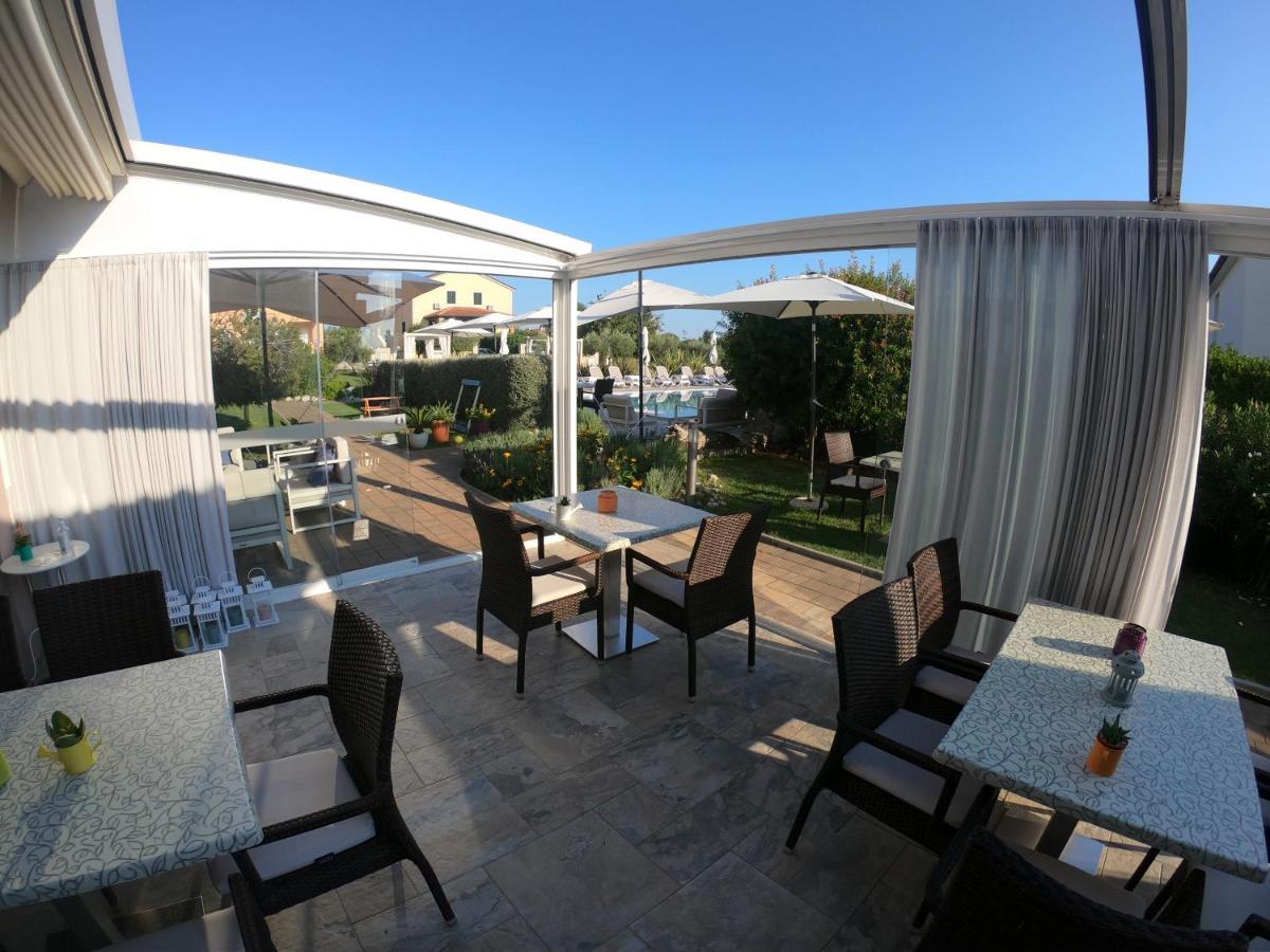 Villa Badi Lovrečica Buitenkant foto