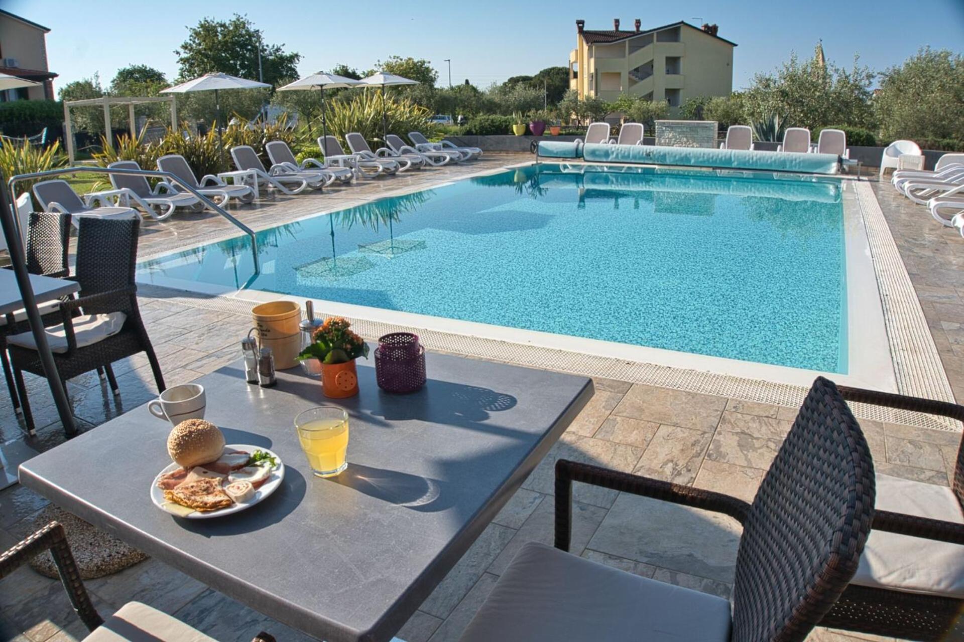 Villa Badi Lovrečica Buitenkant foto