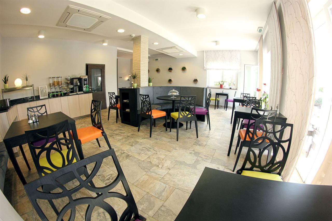 Villa Badi Lovrečica Buitenkant foto